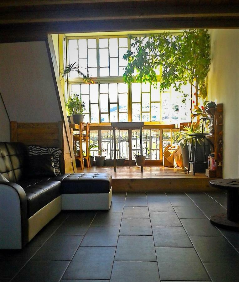 Апартаменты Loft Mezzanine Verriere Avec Vue Сен-Дени Экстерьер фото