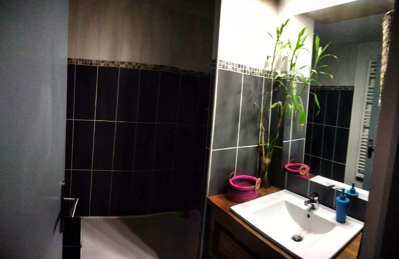 Апартаменты Loft Mezzanine Verriere Avec Vue Сен-Дени Экстерьер фото
